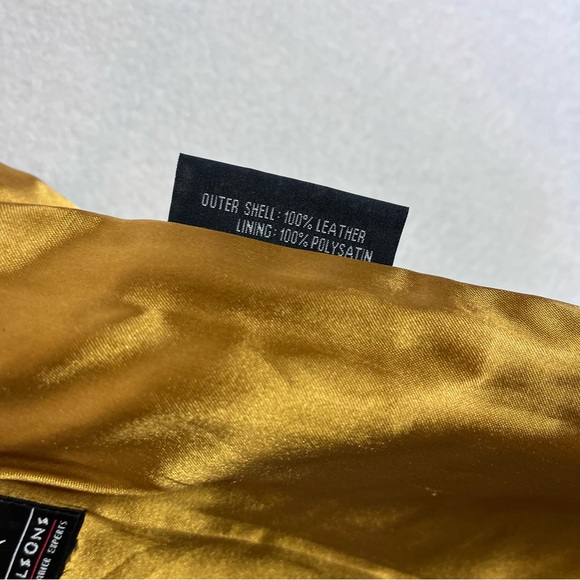 WILSONS MAXIMA TOP PANTS DESIGN CROSSBODY PURSE - Picture 4 of 16